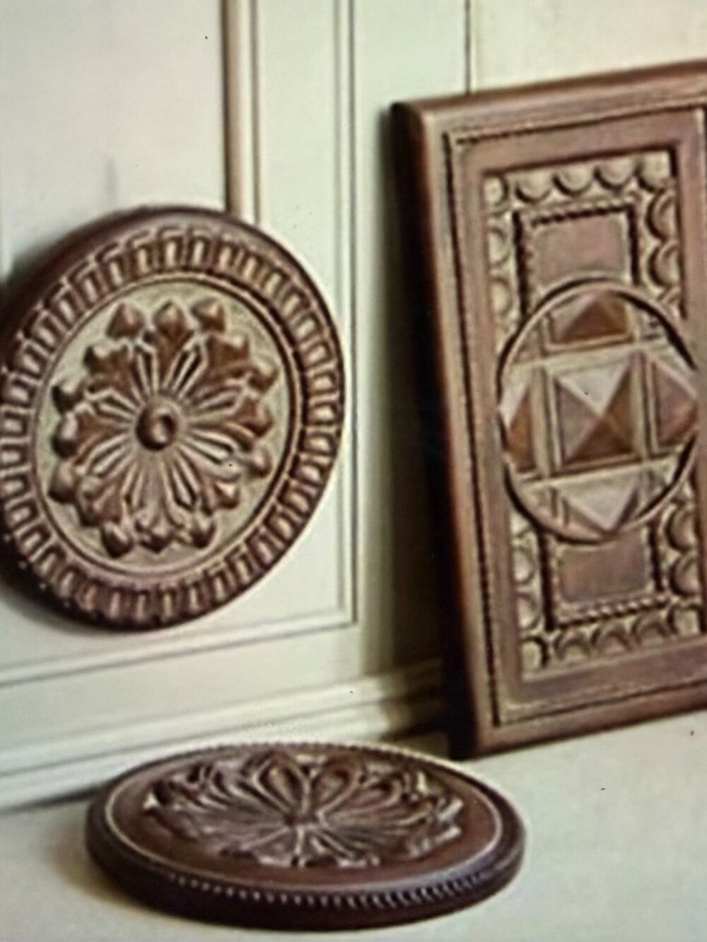 Southern Living At Home Manchester Trivet Trio Ceramic Wall Decor